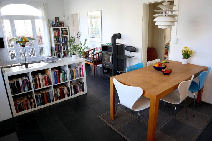 Beautiful townhouse apartment gallery image 2