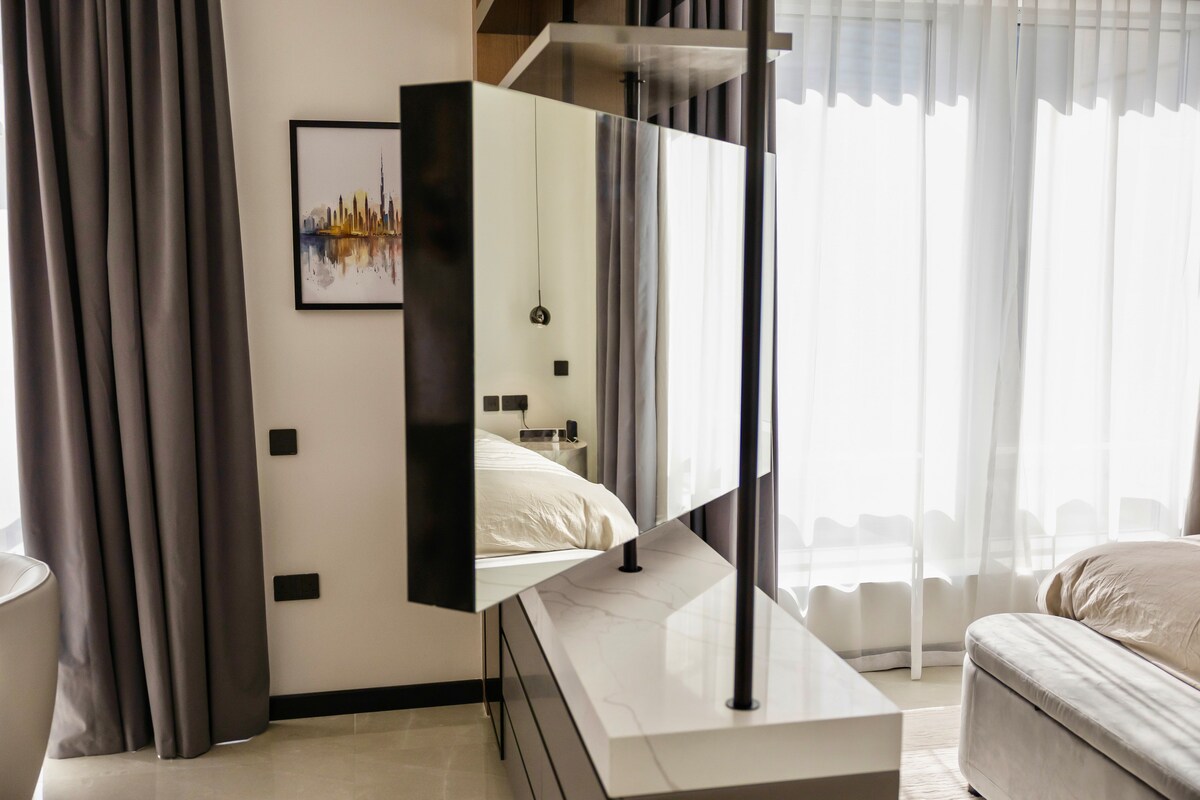 Furnished Apartment | Burj Views 5