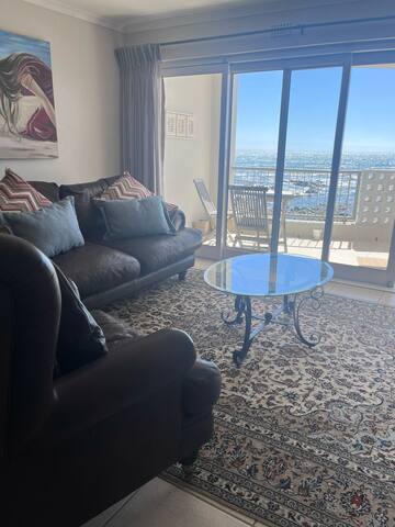 Watersedge 16 gallery image 2