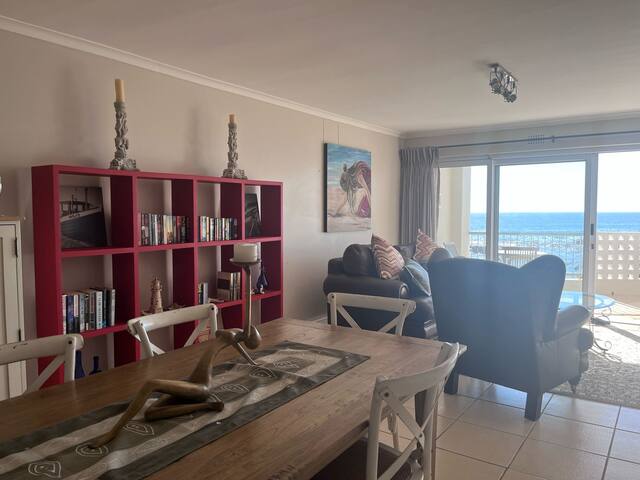 Watersedge 16 gallery image 4