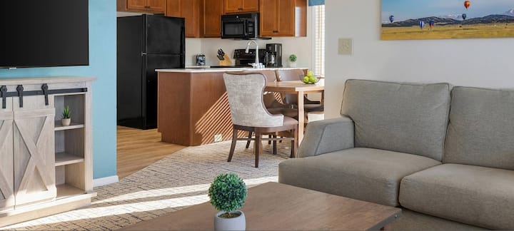 Club Wyndham Eagle's Loft -Bedroom + Loft - 4 Beds - Pagosa Springs, CO