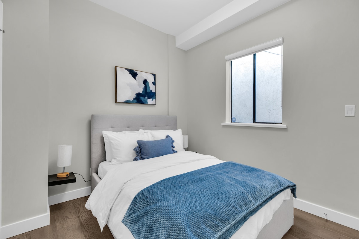 ห้องนอนชั้นหลัก 1