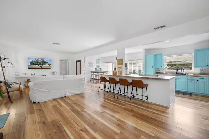 Heated Pool 2br Home ‑ Historic West Palm - Palm Beach Zoo, West Palm Beach