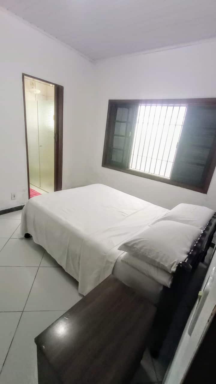 Suite con cama doble (habitación 2)