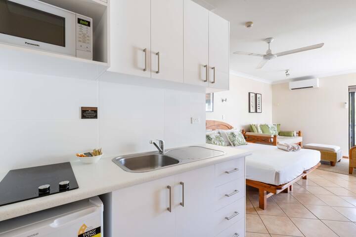 Honeymoon Spa Suite 53 - Port Douglas