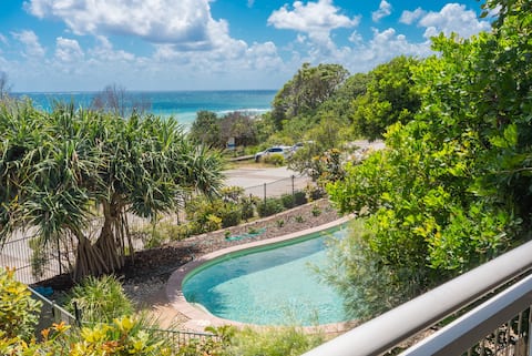 Waves 12 + Beachfront + Pool