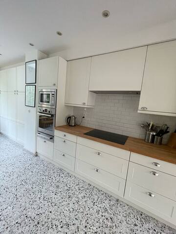 Green and spacious in Uccle gallery image 3