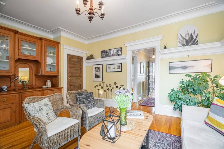 Six in the Sky gallery image 3