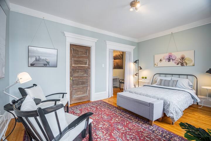 Six in the Sky gallery image 5