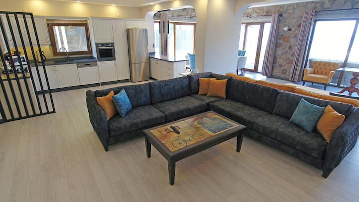 Villa For 11 People With Sea View In Bodrum Torba - Bodrum
