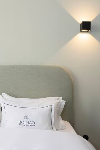 2 new Apartments by Bolhão Market (6 adult 4 kids) gallery image 3