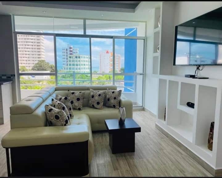 Amplio Apartamento Familiar En Tonsupa - Atacames