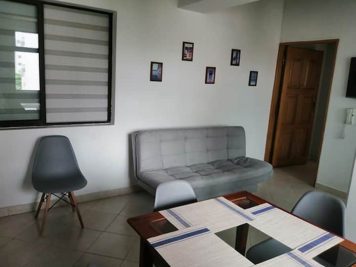 3br “Cámbulo” Apt Laureles – Sleeps 7, Walkable - Medellin, Antioquia, Colombia