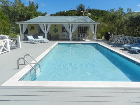 Very Spacious 4 Bd Villa Private Sole Use of Pool