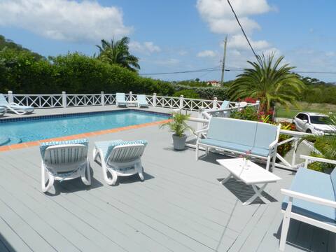 Very Spacious  4 Bd Villa Private Sole Use of Pool