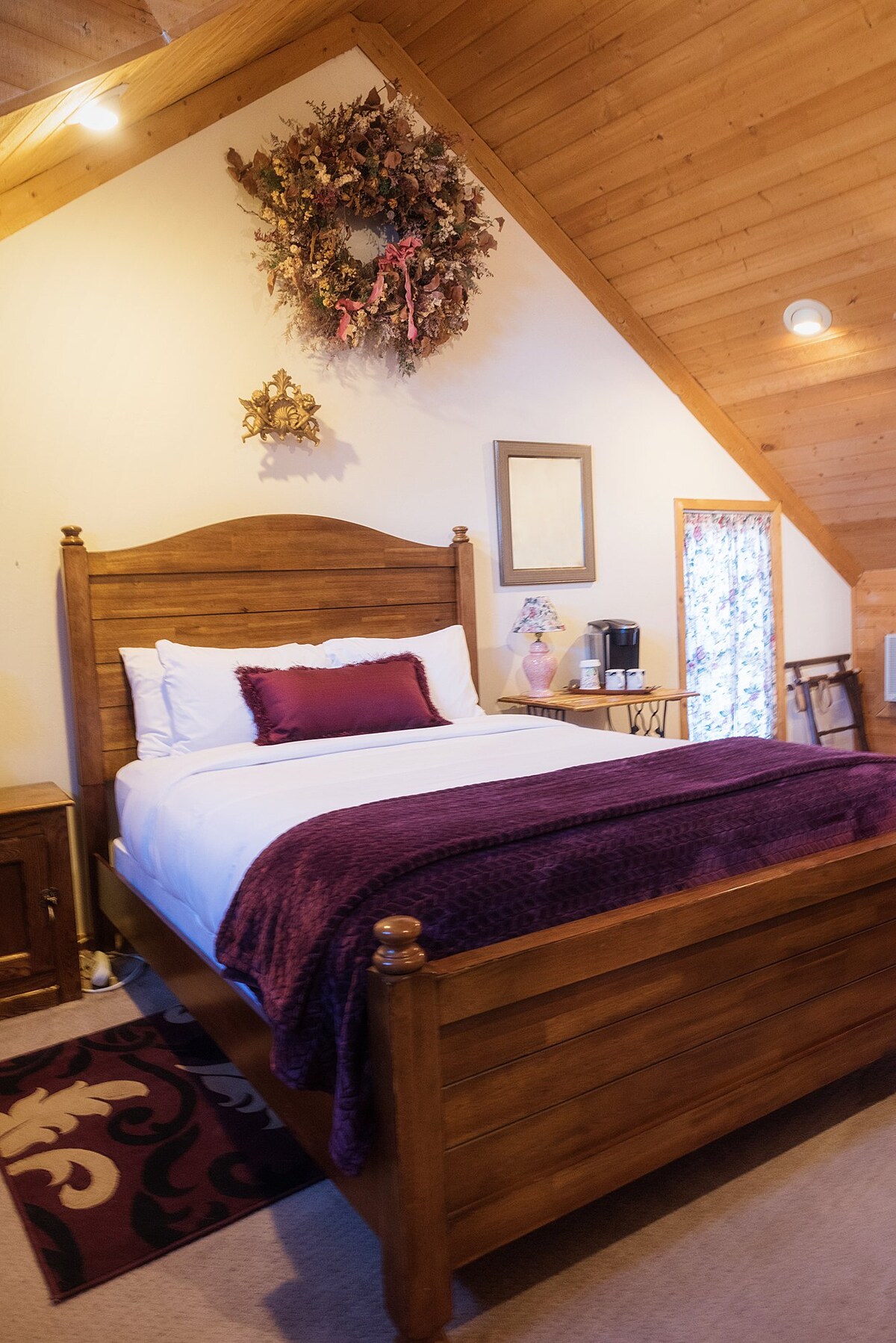 Rosewood Suite - 1 cama tamaño queen; balcón privado; se admiten mascotas