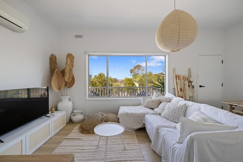 Top performing Airbnb: Woolamai Beach Escape in Cape Woolamai