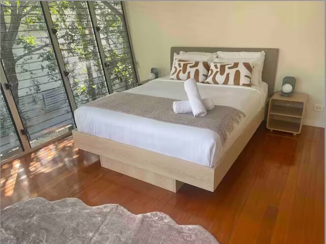 Urban Oasis, Just off James St gallery image 2