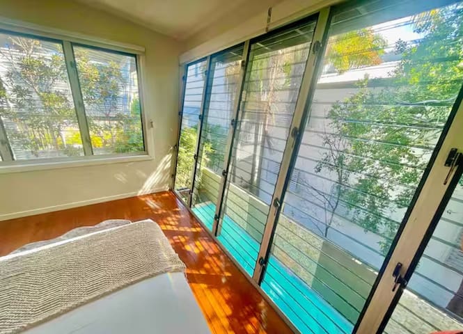 Urban Oasis, Just off James St gallery image 4