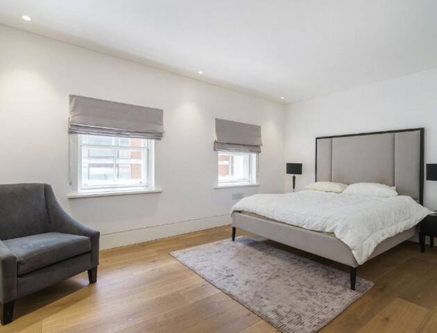 Mayfair ParkLane Park Views