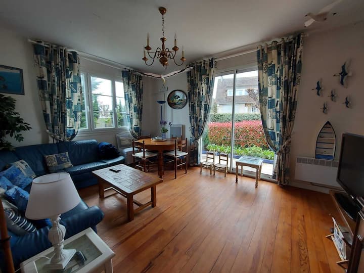 Maison Familiale Proche Mer - Lion-sur-Mer