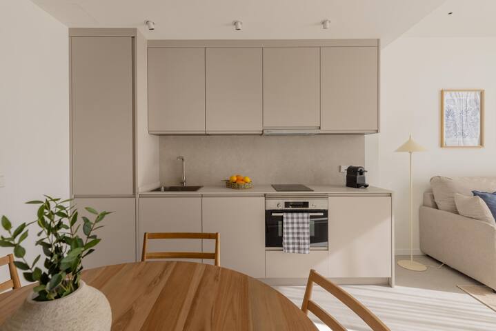 2 bedroom Apartment in Valencia Ruzafa gallery image 5