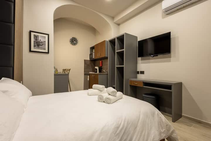 Piccolin Suites 1 By Gb Apts - Valletta