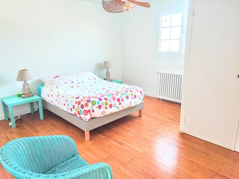 Top Airbnb: Holiday home 300m from the beach in Loctudy