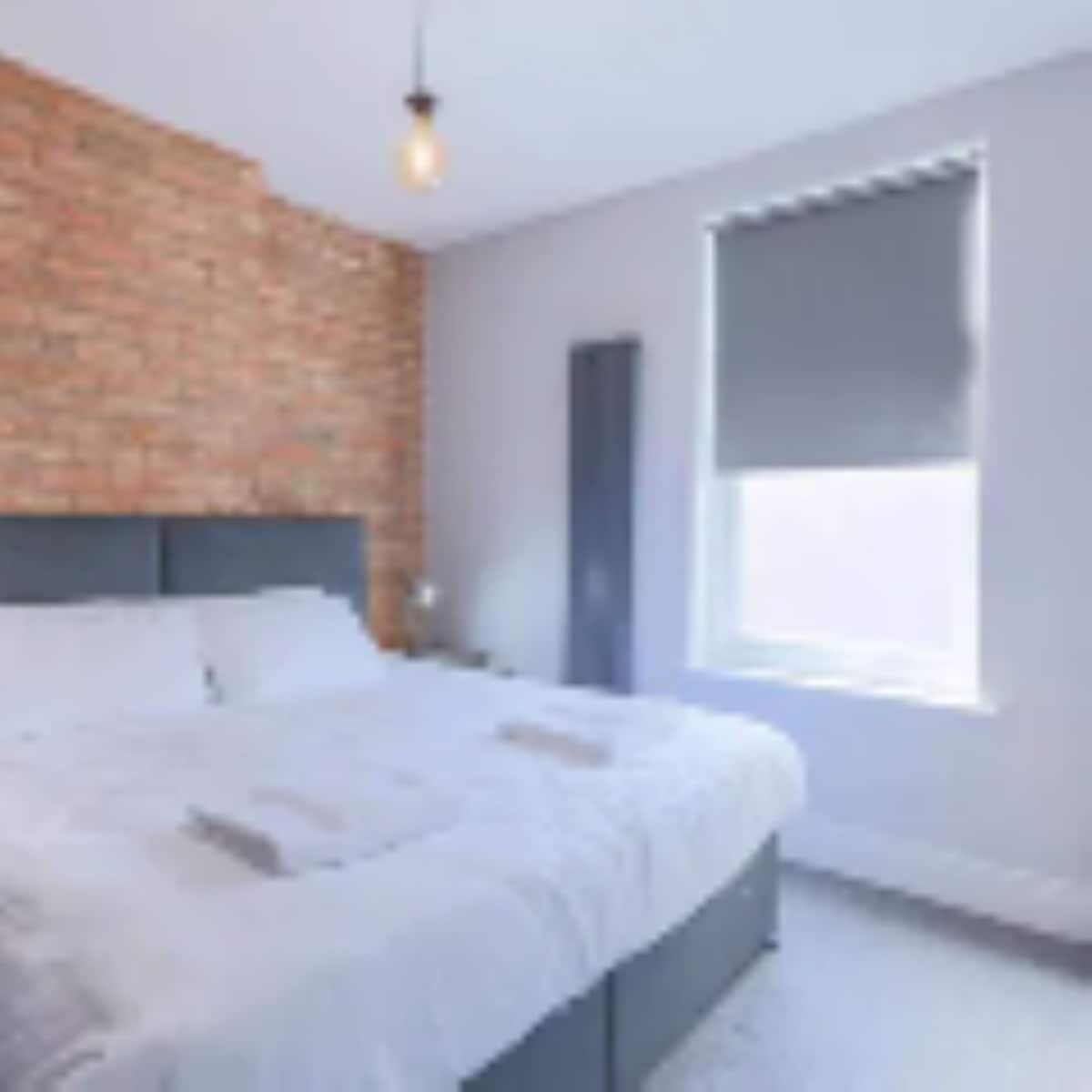 Super king/twin ensuite room