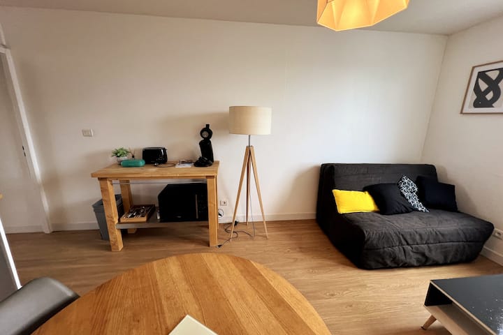 Beau Studio Au Cœur Des Minimes - La Rochelle