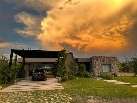 La Gota | Private Neighborhood | Pool | BBQ | Stove