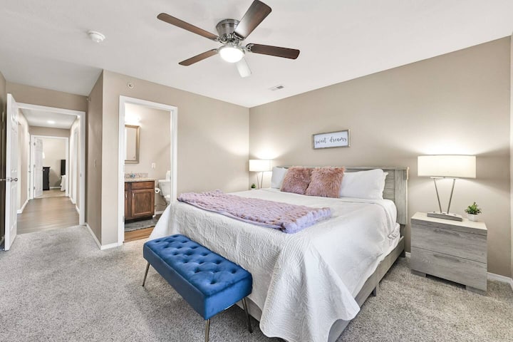 Главна спалня в жилище 1