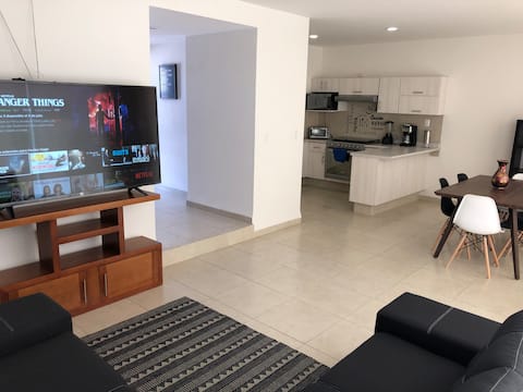 Top Airbnb: House near industrial zone in Colonia Fraccionamientos