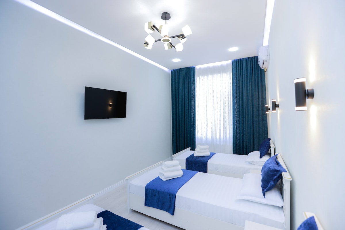 Bukhara Stays · Lyabi-Hauz 2BR · Family Suite — 3