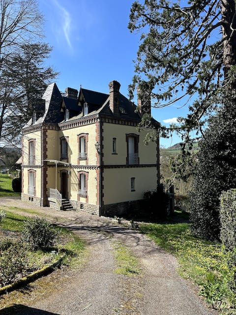 "Beautiful Bourgeois House" 10 guests