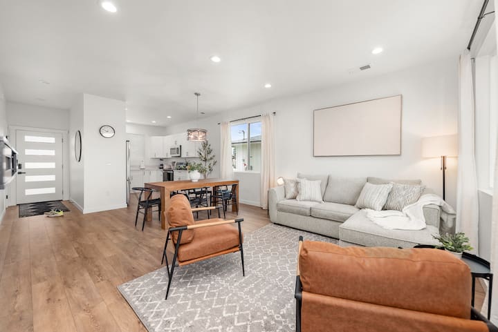 River Ridge Villa- New Build! - Riverside State Park, Nine Mile Falls