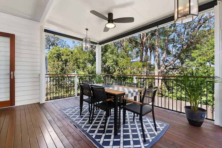 Charming & Modern Resort Living gallery image 4