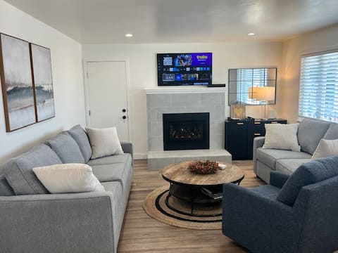 Popular Airbnb listing: Fully Stocked Monterey Peninsula Vacation Home in Seaside