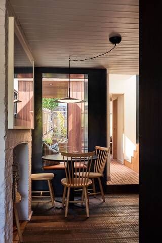 Oakden-The Workers Cottage-Architectural city stay gallery image 2