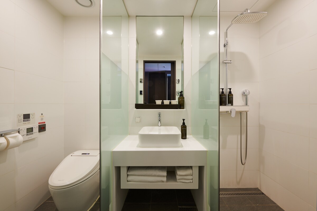 나인트리 호텔 인사동, 안국역 5분, 인사동,조계사,경복궁 도보 이용 가능, 패밀리 트윈 - 서울의 아파트 호텔에서 살아보기, 서울,  한국 - 에어비앤비