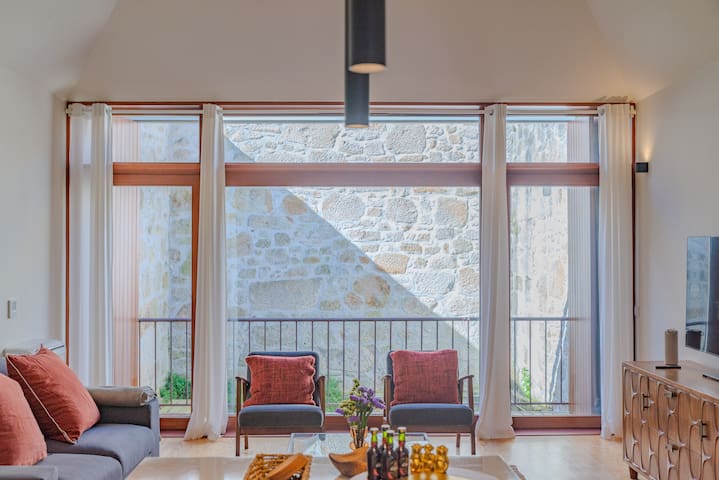 Almada Terrace Luxury & Charm Ap gallery image 3