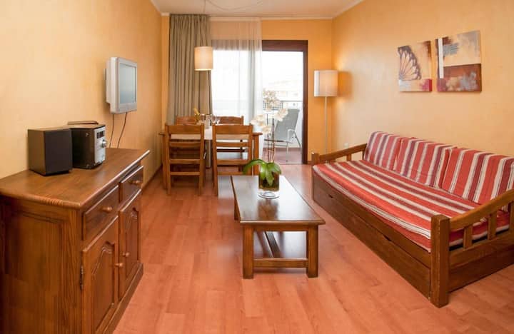 Budget-friendly 4 Guests Apartment In S.eulalia - Ibiza
