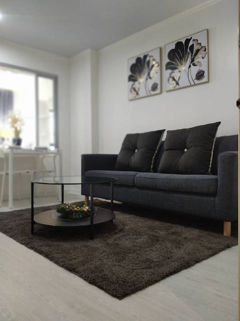 On Nut - Serenely Decorated Overlooking Downtown~