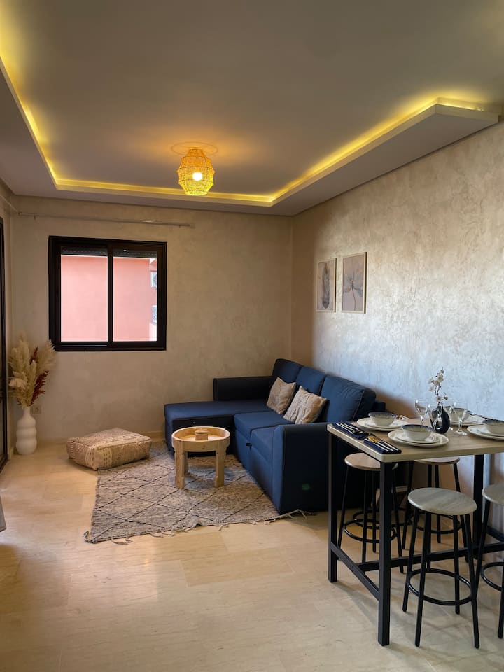Appart De Charme Avec Terrasse Au Centre Marrakech - Marrakech