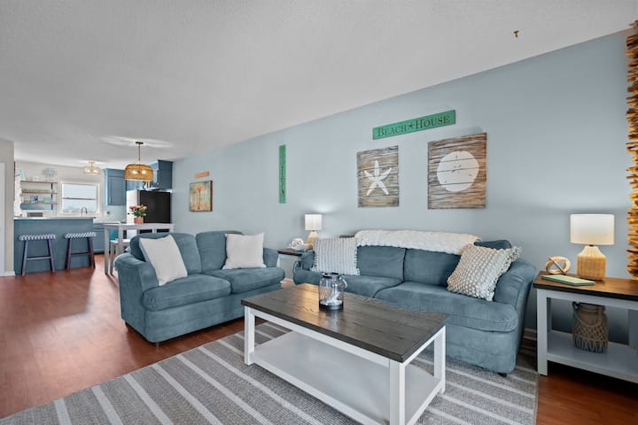 Bella Breeze 2bdrm/2bath Condo Ocean View And Pool - Carolina Beach, NC