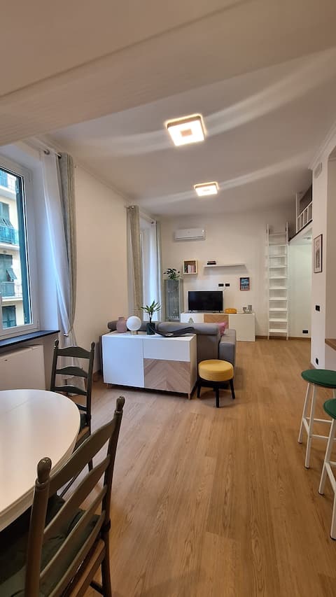 Successful Airbnb property: Osp S.Martino Parking space Aquarium Genoa Casa Moon in Genova