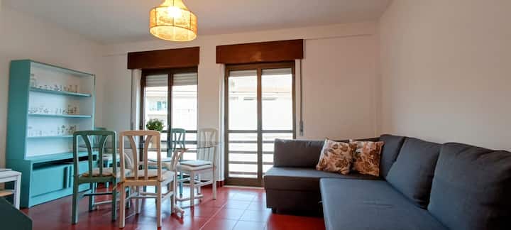 Seaflower House | 2-bedroom Apt 2 Min From Beach - Sesimbra