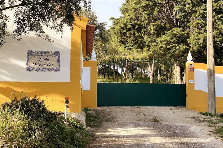 Quinta Vale da Paz -Countryside Villa near Lisbon gallery image 3