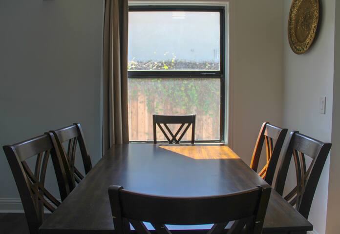 Silicon Valley Home gallery image 5