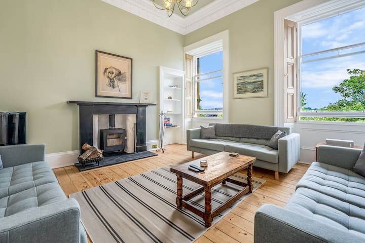 Royal Crescent 4-bed | Grade A Listed | City Views - Edimburgo